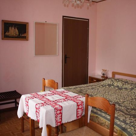 Sobe Vrabec Apartment Portoroz Bagian luar foto