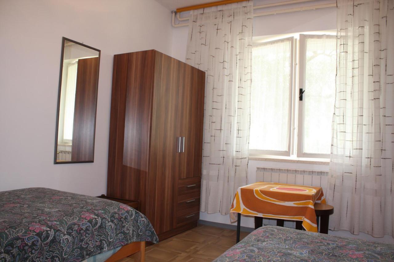 Sobe Vrabec Apartment Portoroz Bagian luar foto